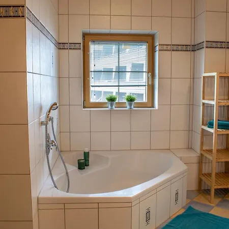 Weinzeit Apartment Konigsleiten